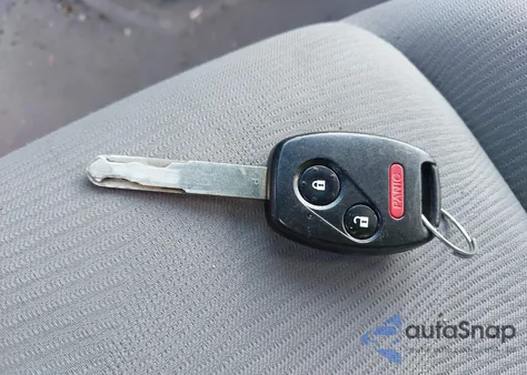 2011 Honda Cr-V Lx z USA, uszkodzony, nr VIN 5J6RE4H32BL109974